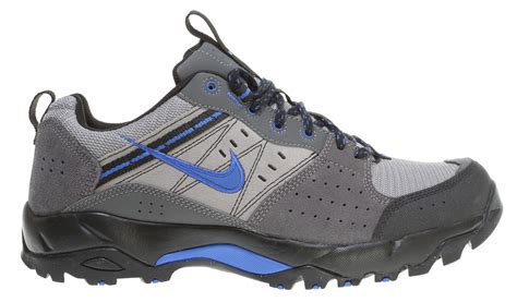 DropCatch.com | Hiking shoes, Nike, Shoes