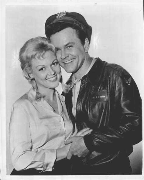 File:Cynthia Lynn Bob Crane Hogans Heroes.JPG - Wikimedia Commons