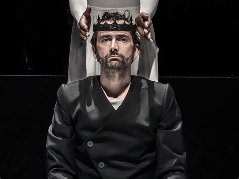 Review: David Tennant is refreshingly vile in the Donmar’s Macbeth ...