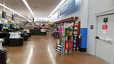 The 8 Biggest Walmart Supercenters in Richmond VA, USA | Paketmu ...