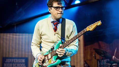 Weezer's Summer Tour Set Kicks Off With a Nostalgia Supernova