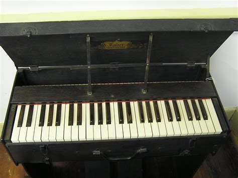 Portable reed organ – Madison County Historical Society