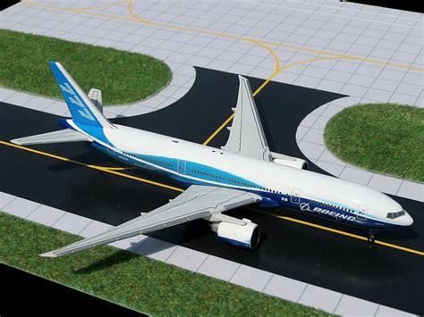 Highly detailed Gemini Jets Rare! Boeing House 777-200 LR Reg# N60659 ...