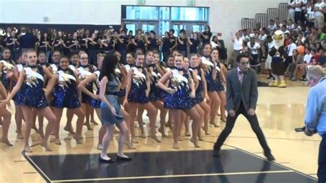 Gangnam Style - Naples High School NHS - YouTube