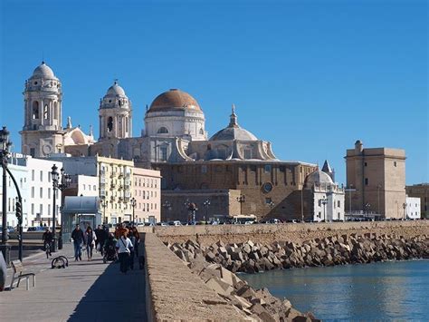 Guide to Cadiz the oldest city in Europe, on the Atlantic coast of Andalucia | Europe travel ...