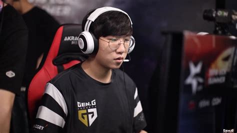 Gen.G part ways with legendary bot laner Ruler