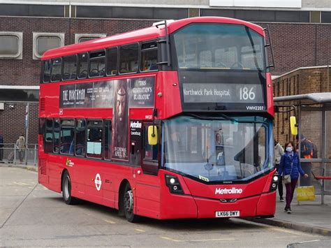 London Bus Route: 186 | Flickr