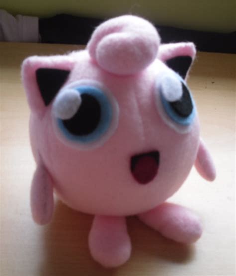 Jigglypuff Plush by aliceazzo on DeviantArt