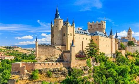 Are Tours of the Alcázar of Segovia Worth it?