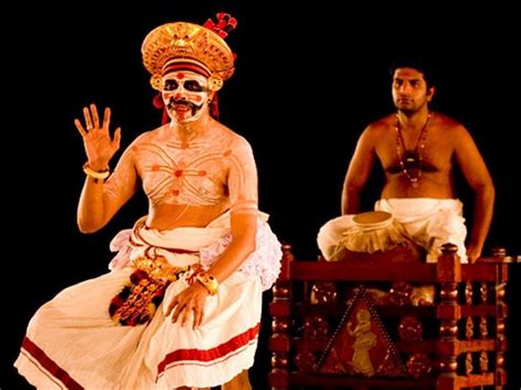 Top 10 Traditional Kerala Dance Forms That Will Enchant You! – Iris ...