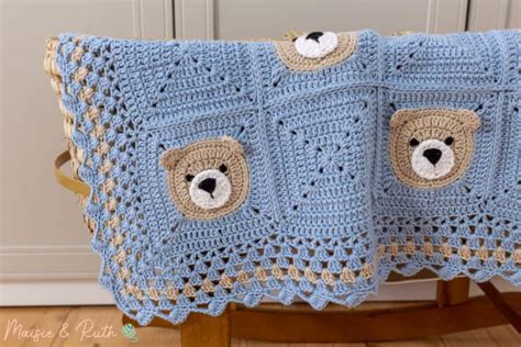 Bear Crochet Baby Blanket (Cute & Easy Tutorial) | Maisie and Ruth