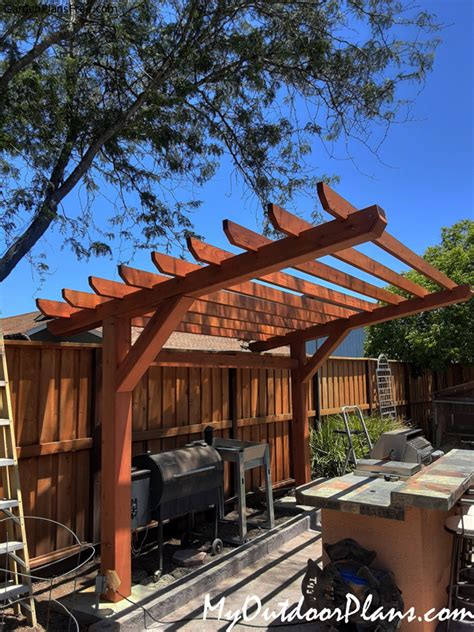 DIY 2 Post Cantilevered Pergola | Free Garden Plans - How to build ...