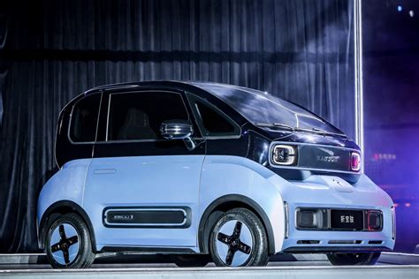 Tiny 2020 Baojun E300 Debuts In China As GM’s Latest Electric Vehicle ...