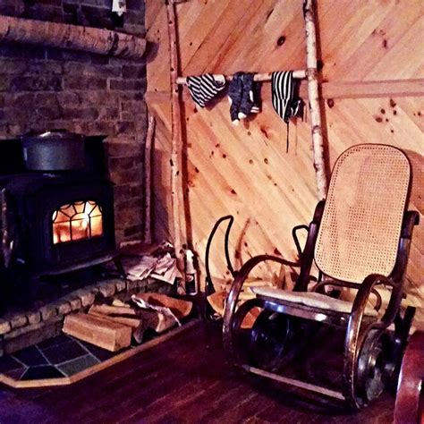 Wiki-Adirondacks-Winter-Cabin-14 ~ KENNETH TIN-KIN HUNG