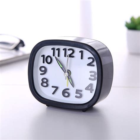 Alarm Clocks for Bedrooms, Battery Powered Travel Alarm Clock, Silent ...