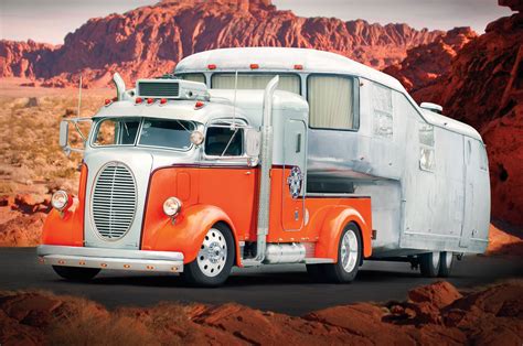 Larry Wood’s 1938 Ford COE and Vintage 1951 Spartan Trailer