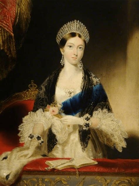 Sundays with Victoria: Queen Adelaide’s Diamond Fringe