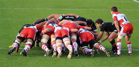 How to play rugby - every bit of useful information about its rules