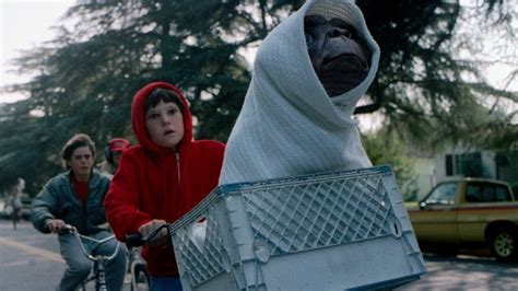 Fan Theory Friday: Wait … is E.T. a Jedi?!?!