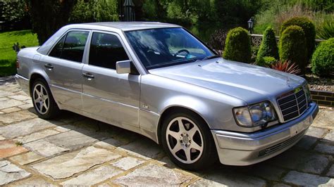 Mercedes-Benz E500 W124 Silver | BENZTUNING