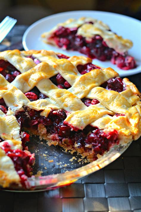 Triple Cranberry Pie | Recipe | Cranberry recipes, Cranberry pie, Desserts