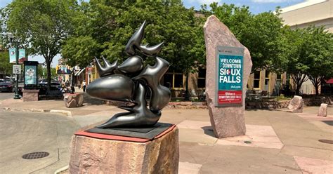 SculptureWalk | Experience Sioux Falls