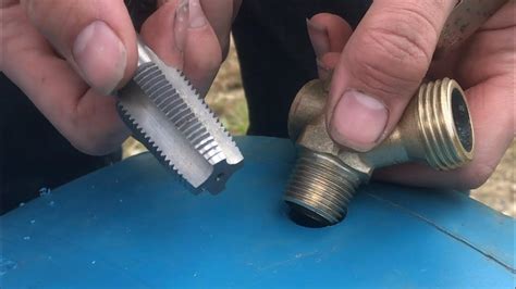 how and why to use a “TAPERED” tap (NPT thread) National Pipe Thread - YouTube