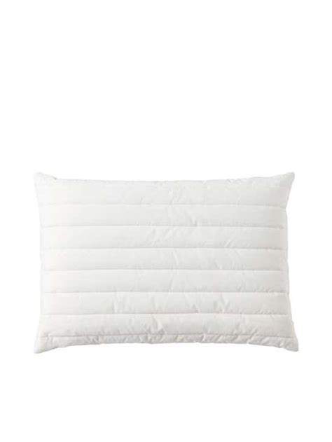 69.77% OFF on MUJI URETHANE FOAM QUILTED PILLOW