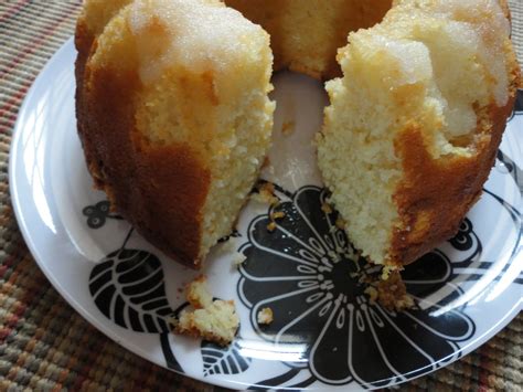 Babaduck: Lemon Yoghurt Cake