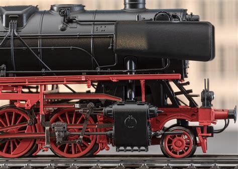 Class 44 Steam Locomotive | Märklin