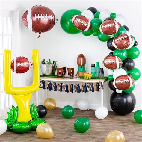 Step-By-Step DIY Balloon Arch Instructions | Party City