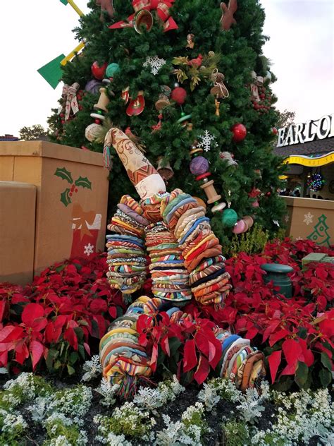 Check Out The New Christmas Holiday Experiences At Disney Springs 2016