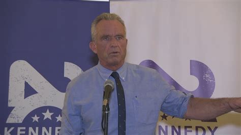 Robert F. Kennedy Jr. holds rally in Phoenix | 12news.com