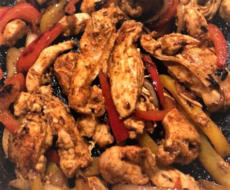 Chipotle Chicken Fajitas on the Blackstone Griddle – Grizzly BBQ ...