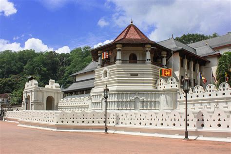 Top 16 Places to Visit in Kandy Sri Lanka | Ceyline Travels