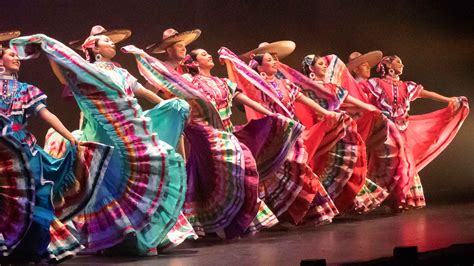 Ballet Folklorico de Los Angeles – Artcore