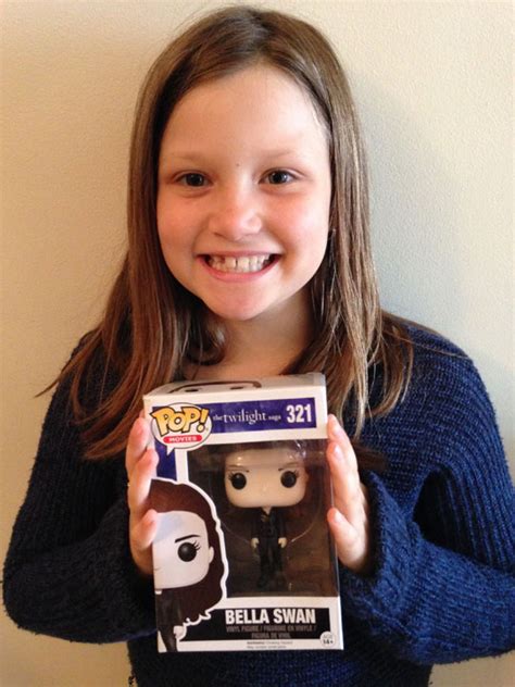 Fully Jointed Play Figures: Funko Pop! Bella Swan