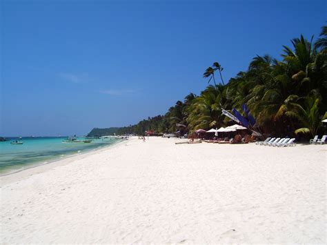 Asisbiz Philippines Sugar Islands Caticlan Boracay White Beach Apr 2006 23