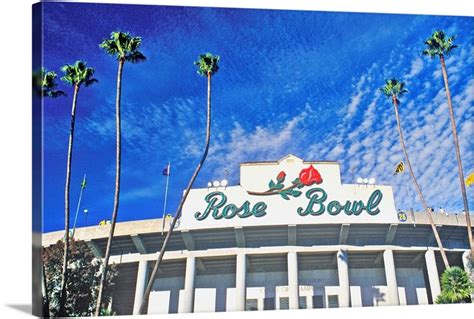 Front entrance to the Rose Bowl in Pasadena, Pasadena, California ...