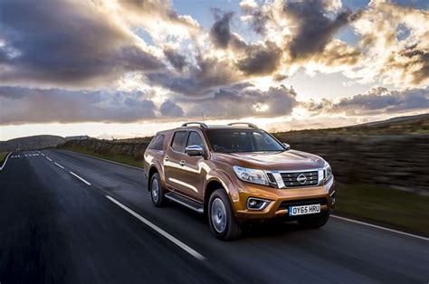 Nissan Navara Gets Enhanced Euro 6 Diesel & Updated Specs | Carscoops ...