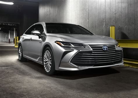 News: The 2019 Toyota Avalon Hybrid Introduced | Clean Fleet Report