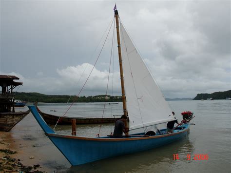 การทดลองจัดสร้างเรือใบ "ชัยพัฒนา-กาชาดไทย" - โครงการดัดแปลงเรือใบ ...