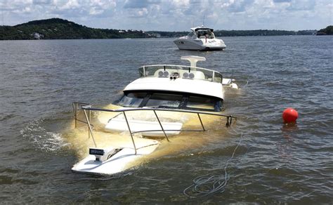 HISTORY: Huge Boats That Have Sunk To The Bottom Of Lake Of The Ozarks | Boat Crashes | lakeexpo.com