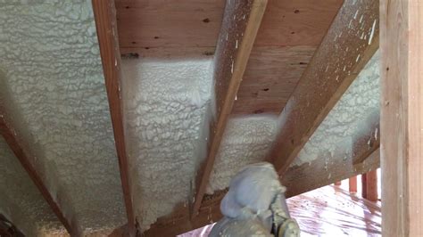 Closed Cell Spray Foam Insulation - 1.7 lb Medium Density - YouTube