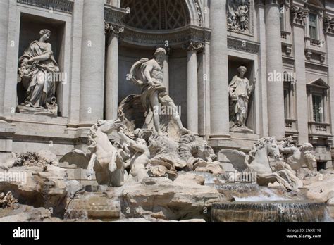 Trevi Fountain, Rome, Italy Stock Photo - Alamy