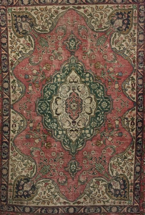 Antiques Atlas - Antique Kashan Rug