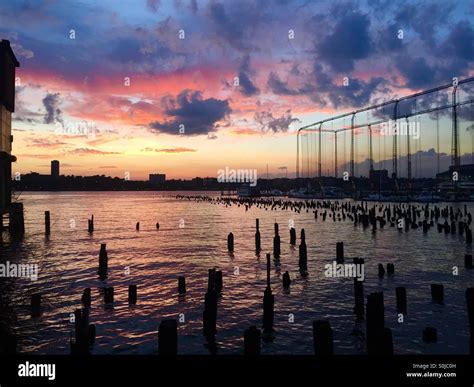 Sunset on the Hudson River Stock Photo - Alamy