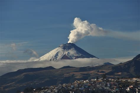 Actualización de la Actividad Eruptiva--Volcán Cotopaxi N°17 - 2015 - Instituto Geofísico - EPN