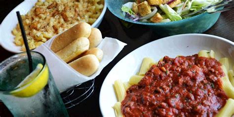 Olive Garden's Veterans Day 2021 Deal Is Free Pasta and Breadsticks