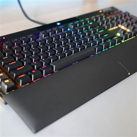 CORSAIR K100 RGB Full-size Wired Mechanical OPX Linear Switch Gaming ...